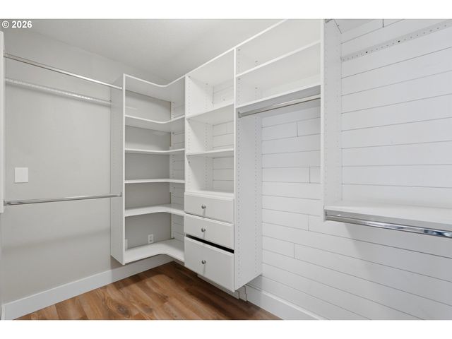 30425 Se HIGHWAY 211, Eagle Creek, OR 97022