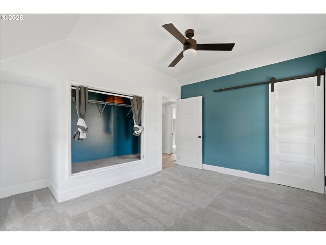 30425 Se HIGHWAY 211, Eagle Creek, OR 97022
