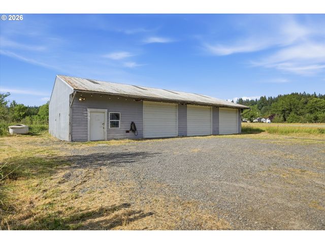 30425 Se HIGHWAY 211, Eagle Creek, OR 97022