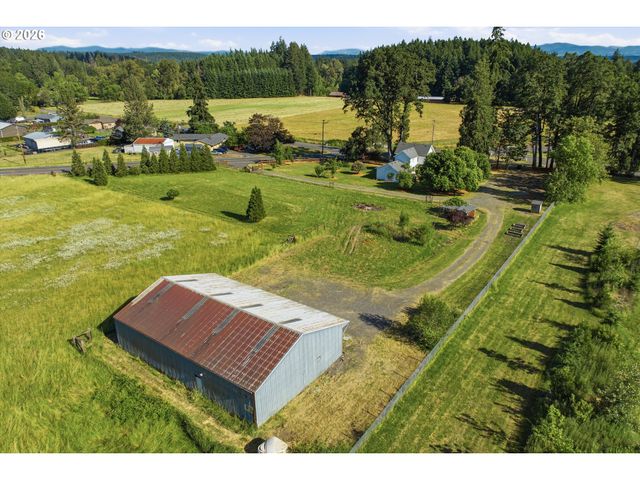 30425 Se HIGHWAY 211, Eagle Creek, OR 97022