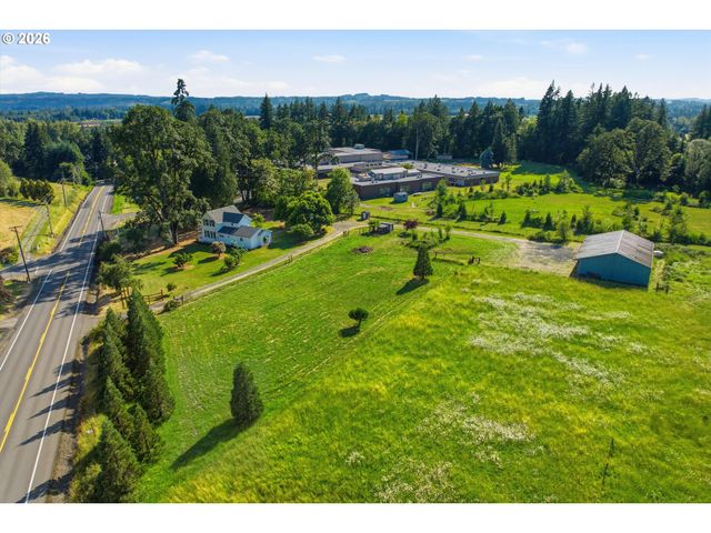 30425 Se HIGHWAY 211, Eagle Creek, OR 97022