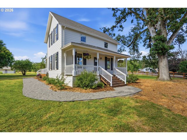 30425 Se HIGHWAY 211, Eagle Creek, OR 97022