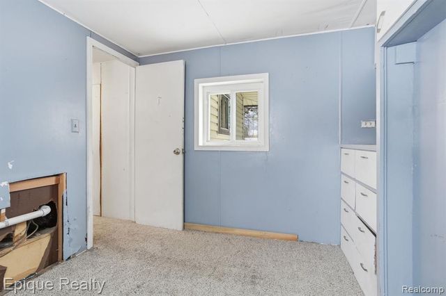 4120 Velma Drive, Fort Gratiot, MI 48059