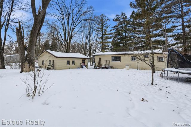 4120 Velma Drive, Fort Gratiot, MI 48059