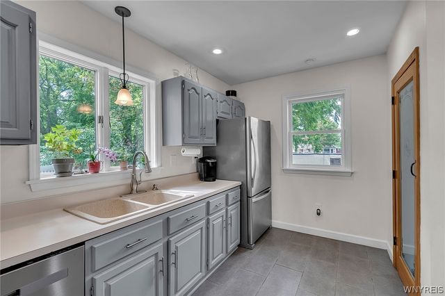 89 Fields Avenue, Buffalo, NY 14210