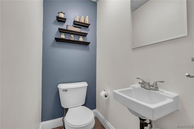 89 Fields Avenue, Buffalo, NY 14210