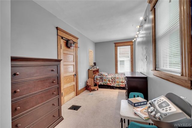 89 Fields Avenue, Buffalo, NY 14210