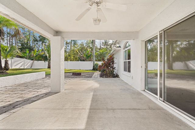 50 Breeze Hill Ln, Palm Coast, FL 32137