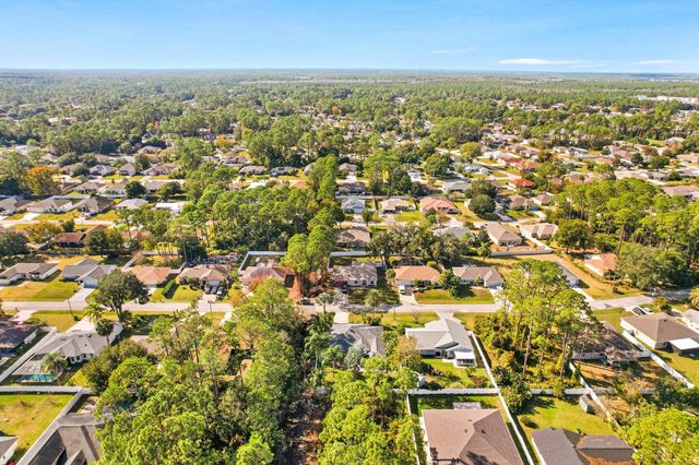 50 Breeze Hill Ln, Palm Coast, FL 32137