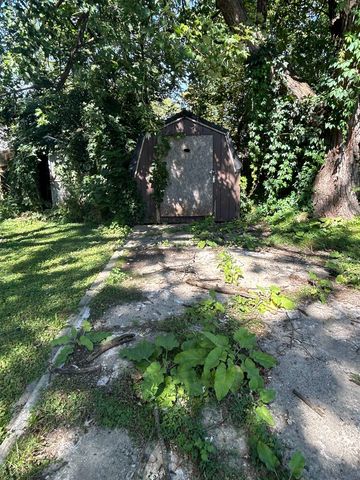 1028 Campbell Street, Flint, MI 48507