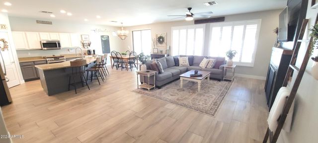 3236 E PHELPS Street, Gilbert, AZ 85295