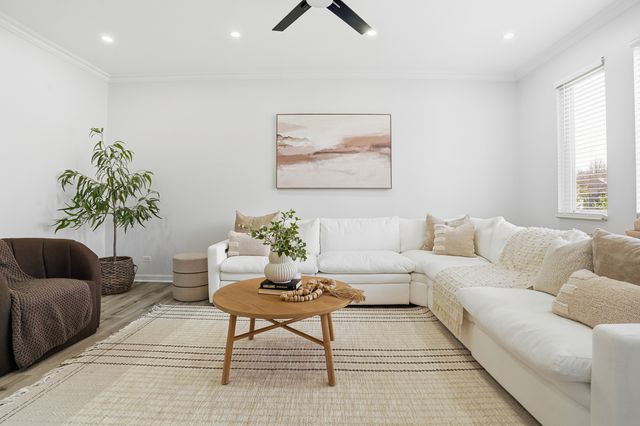 34460 N Eastings Way, Gurnee, IL 60031