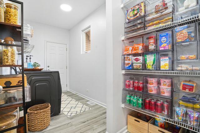 34460 N Eastings Way, Gurnee, IL 60031