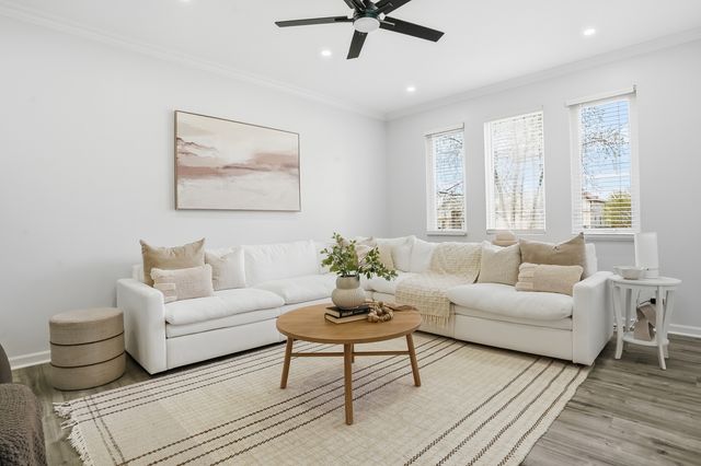 34460 N Eastings Way, Gurnee, IL 60031