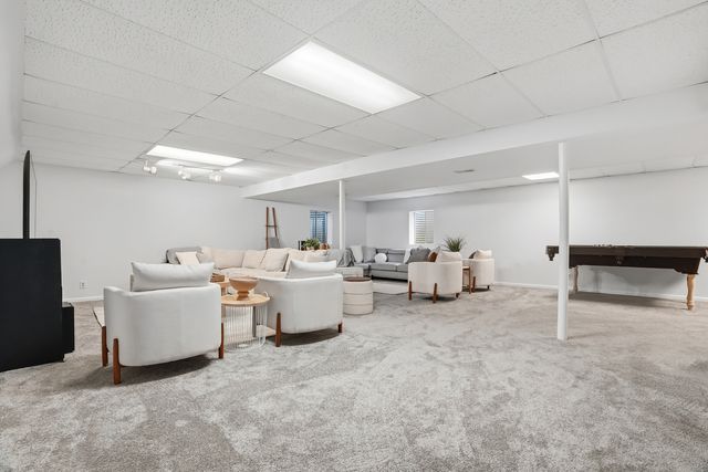 34460 N Eastings Way, Gurnee, IL 60031