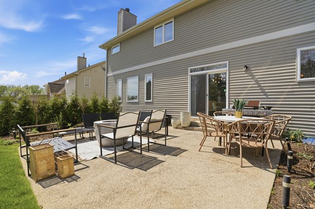 34460 N Eastings Way, Gurnee, IL 60031