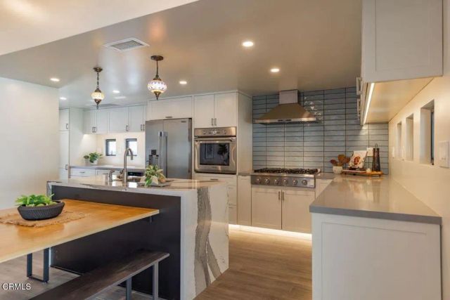 240 N Padre Juan Avenue, Ojai, CA 93023