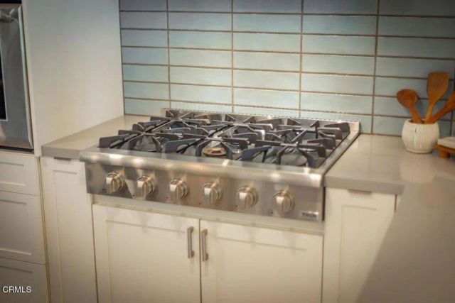 240 N Padre Juan Avenue, Ojai, CA 93023