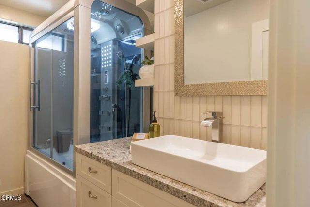 240 N Padre Juan Avenue, Ojai, CA 93023