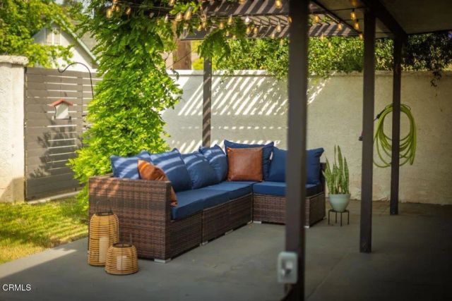 240 N Padre Juan Avenue, Ojai, CA 93023