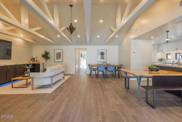 240 N Padre Juan Avenue, Ojai, CA 93023