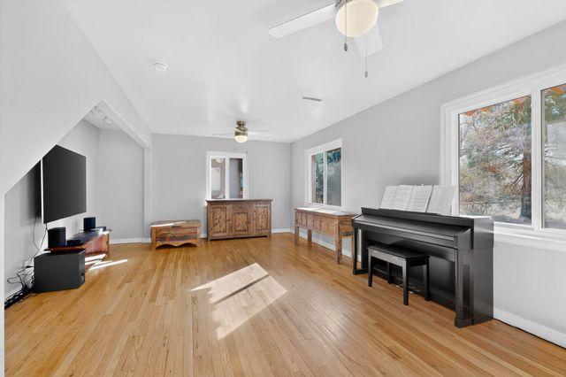 3325 Wilway Avenue NE, Albuquerque, NM 87106