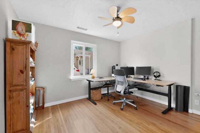 3325 Wilway Avenue NE, Albuquerque, NM 87106