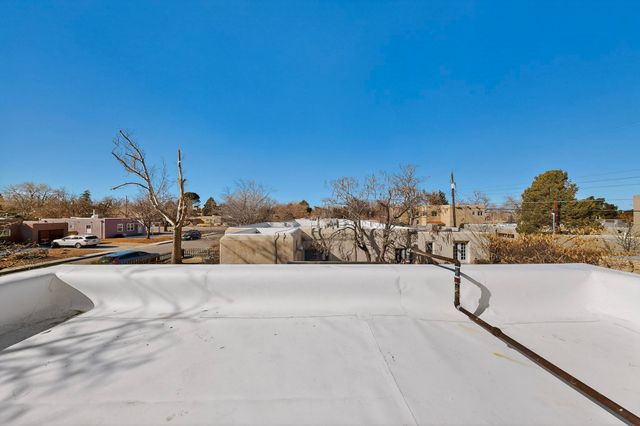 3325 Wilway Avenue NE, Albuquerque, NM 87106