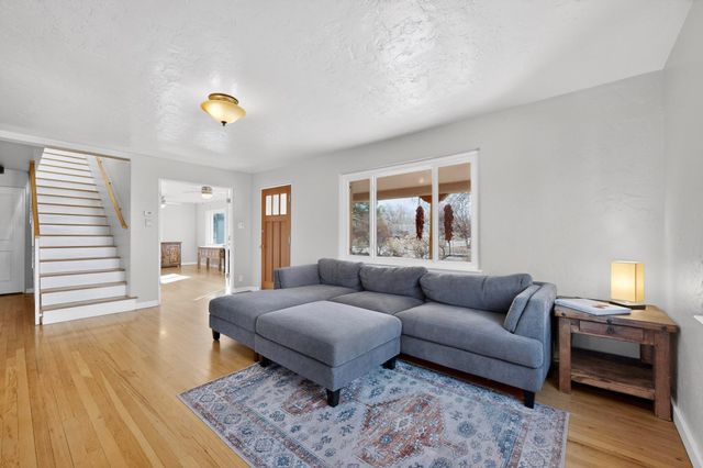 3325 Wilway Avenue NE, Albuquerque, NM 87106