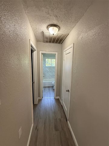 2213 Lea Crest Drive, Dallas, TX 75216