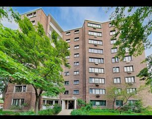 1122 W Lunt Avenue 2D, Chicago, IL 60626