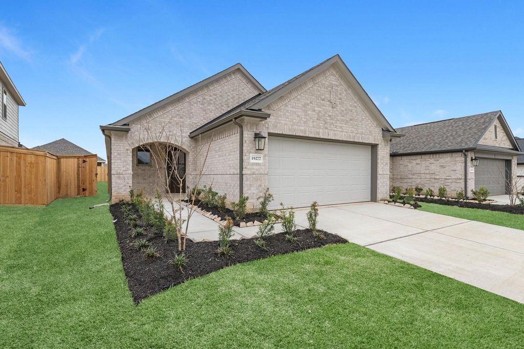 19277 Hazel Firs Court, Magnolia, TX 77355