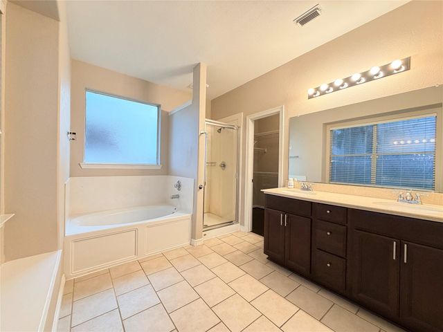 211 Briar Trace Lane, Richmond, TX 77406