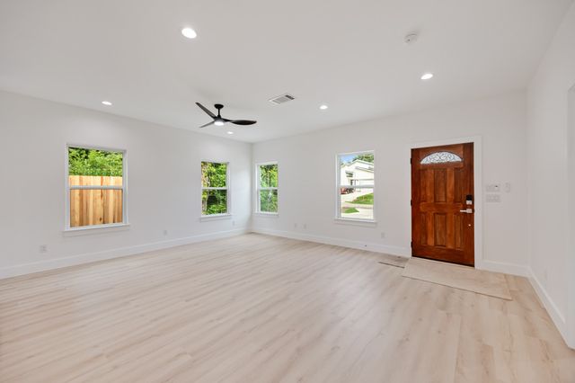 2188 Echo Lake Drive, Dallas, TX 75253