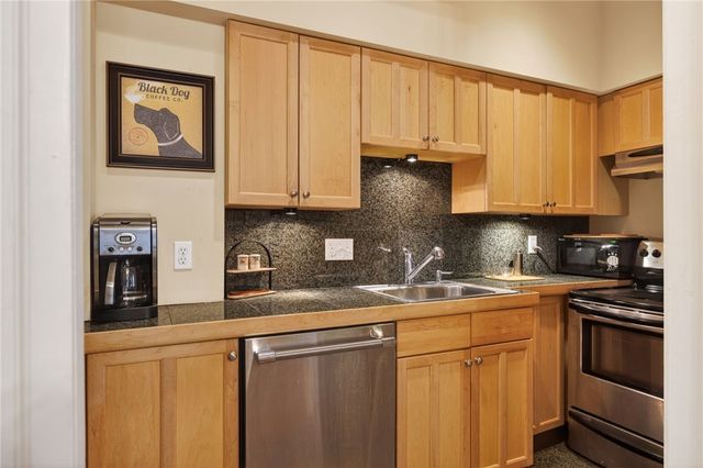 1163 East Avenue UN03, Rochester, NY 14607