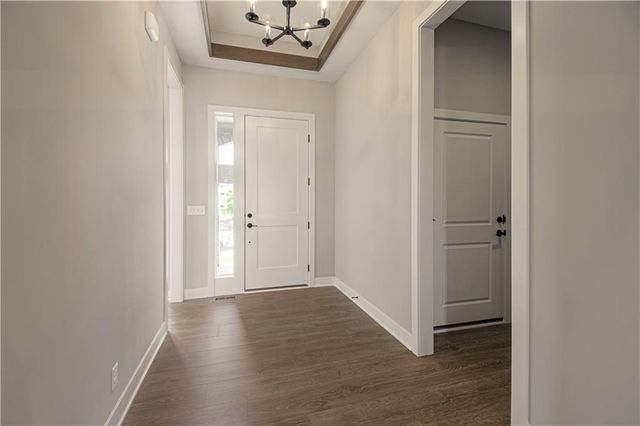 1152 SW Whitby Drive, Lee's Summit, MO 64083