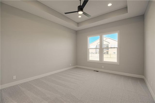 1152 SW Whitby Drive, Lee's Summit, MO 64083