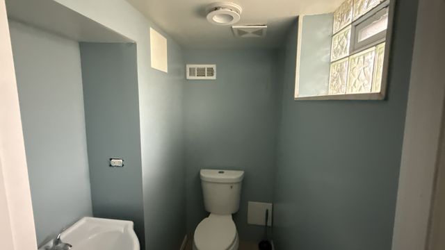 18005 Arcadia Avenue, Lansing, IL 60438