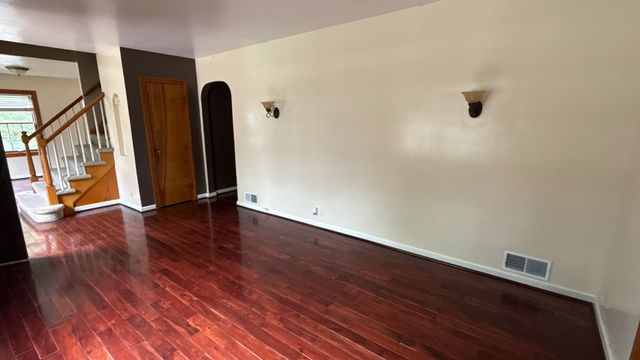 18005 Arcadia Avenue, Lansing, IL 60438