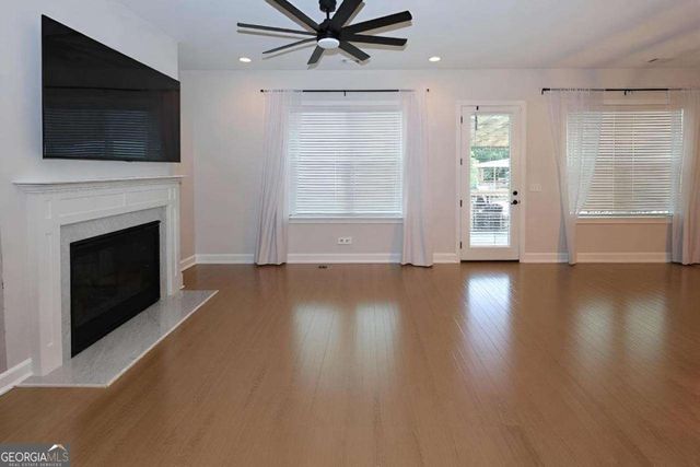 1860 NW Commons Place, Atlanta, GA 30318