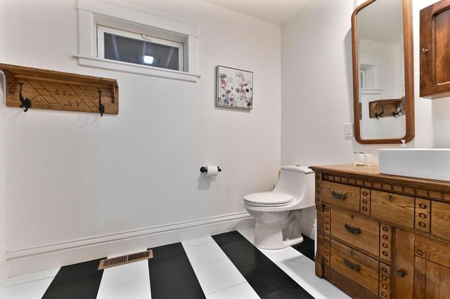 5276 Hwy 4, Hathaway Pines, CA 95233