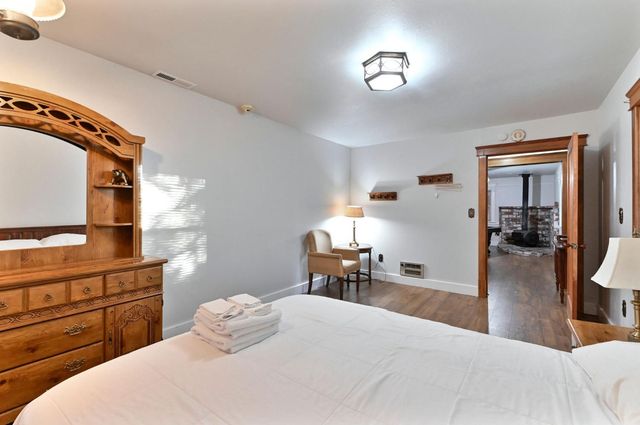 5276 Hwy 4, Hathaway Pines, CA 95233