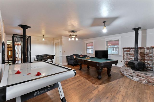 5276 Hwy 4, Hathaway Pines, CA 95233