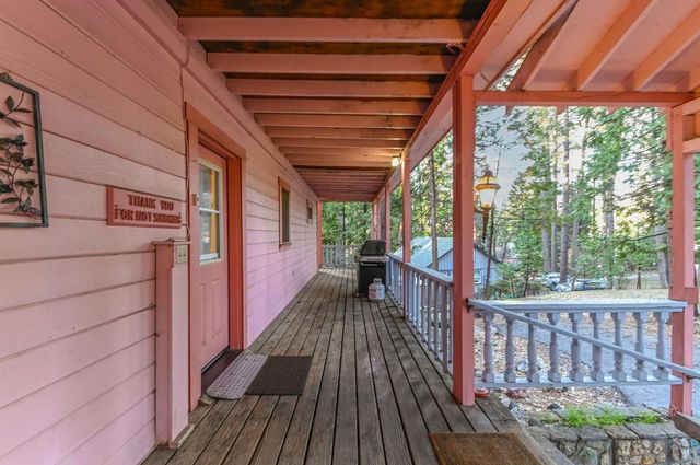 5276 Hwy 4, Hathaway Pines, CA 95233