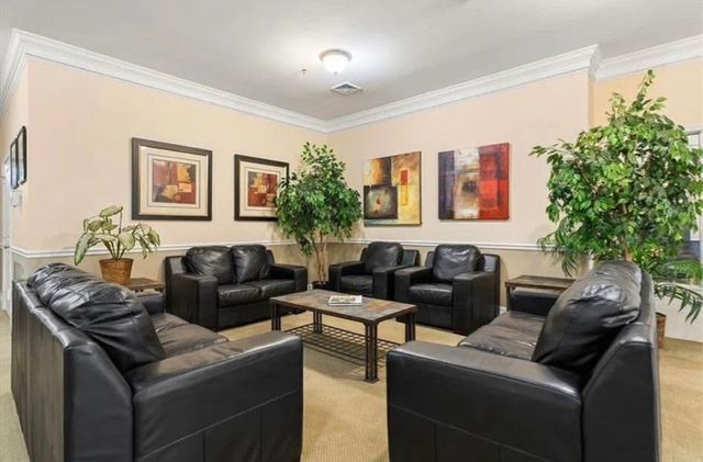 24 S Bulfinch St 201, North Attleboro, MA 02760
