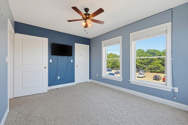 24 S Bulfinch St 201, North Attleboro, MA 02760