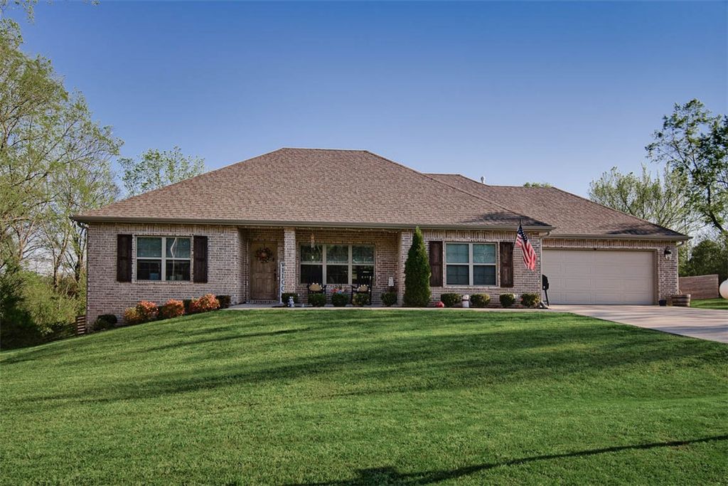 1 Cannich Place, Bella Vista, AR 72715