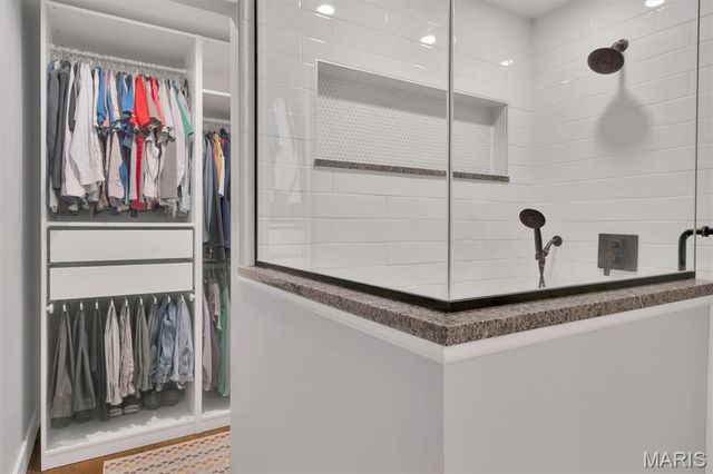 8 Circle Way, St Peters, MO 63376