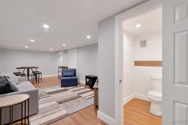 8 Circle Way, St Peters, MO 63376