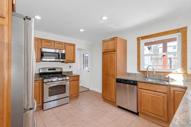 51 Greenwood Avenue, Greenwood Lake, NY 10925
